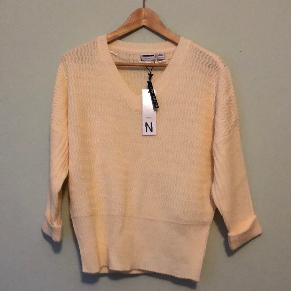Noisy May 3/4 V Neck Pullover NWT